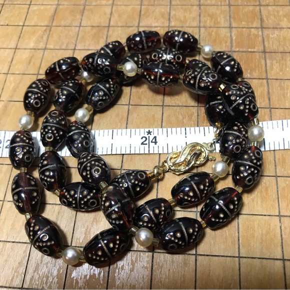 Unique Beads Costume Pearl 24”L Necklace Gold Tone Decorative Clasp EVC - Picture 7 of 10